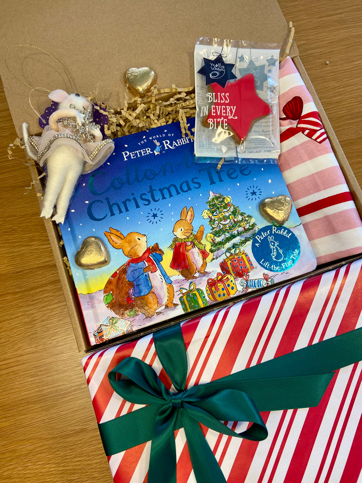 Cottontails Christmas Surprise