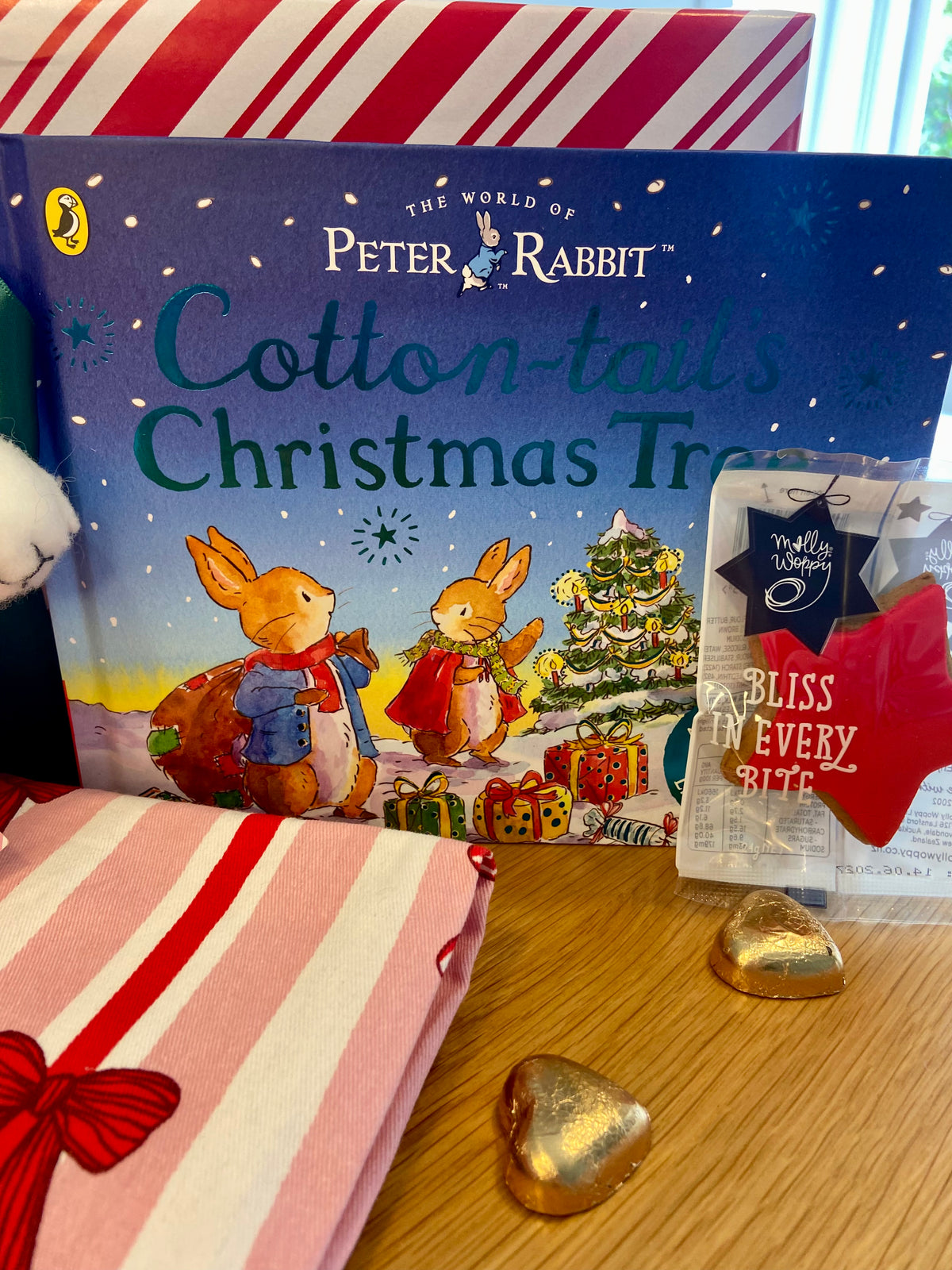 Cottontails Christmas Surprise